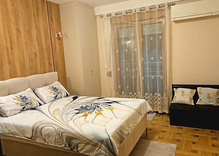 Gold Апартаменты *